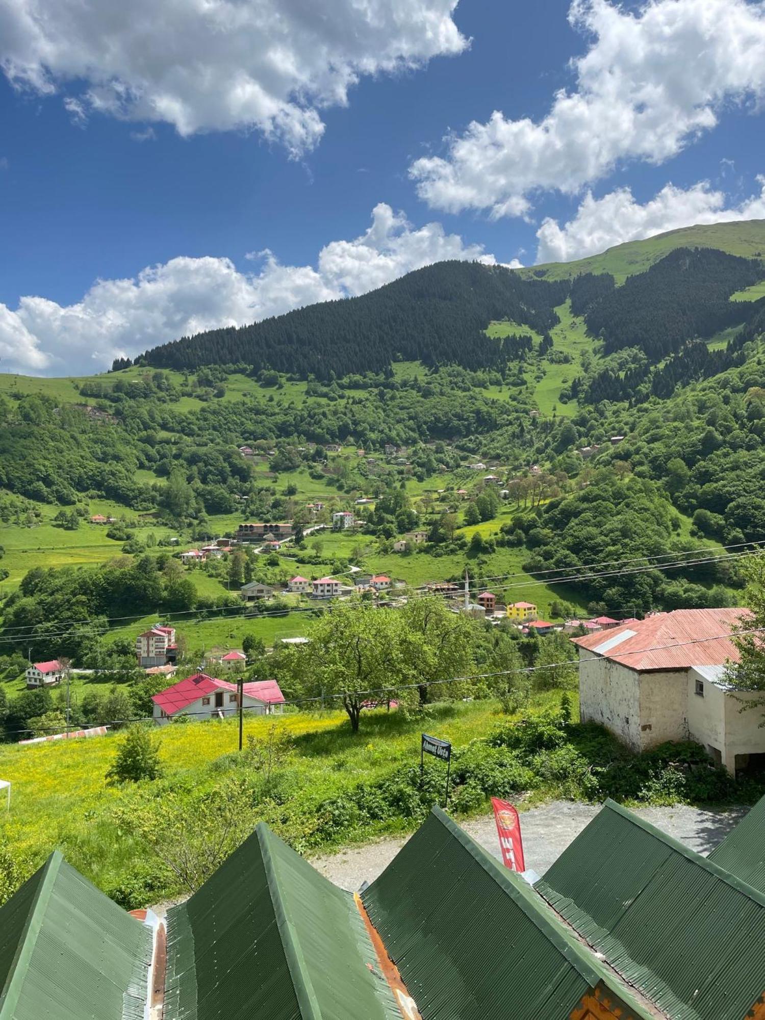 Bizim O'Ra Kueme Evleri & Bungalov Macka Bagian luar foto