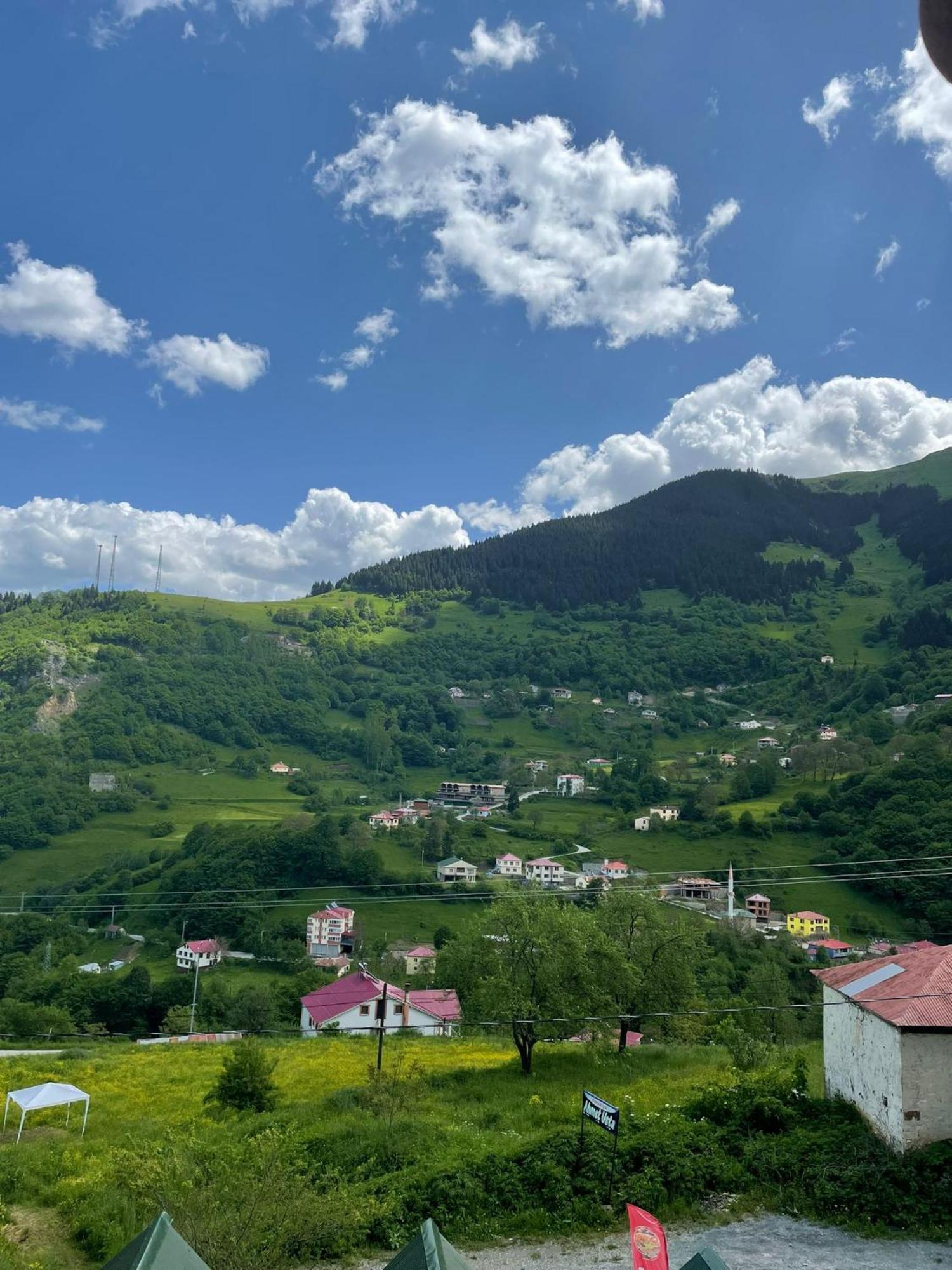 Bizim O'Ra Kueme Evleri & Bungalov Macka Bagian luar foto
