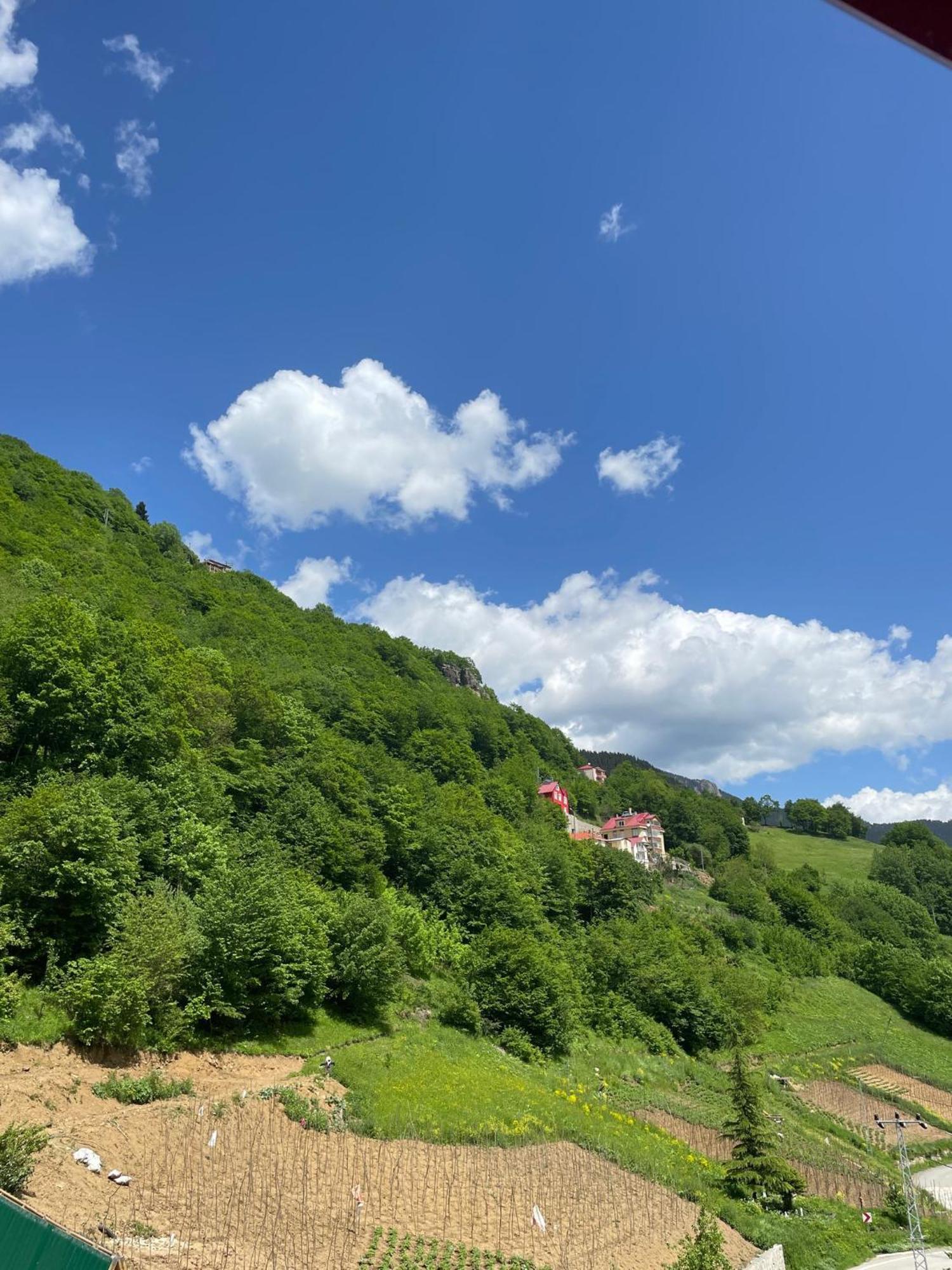 Bizim O'Ra Kueme Evleri & Bungalov Macka Bagian luar foto
