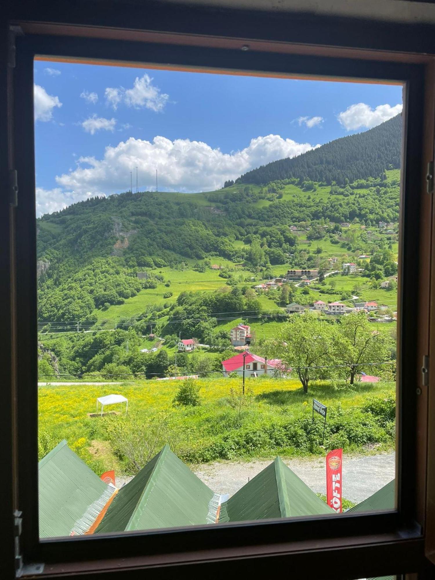 Bizim O'Ra Kueme Evleri & Bungalov Macka Bagian luar foto